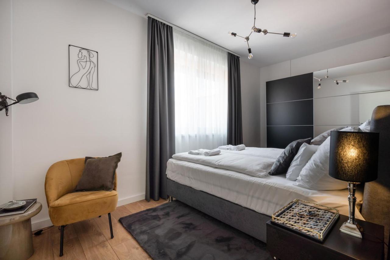 Rose Garden Apartments Budapest Room photo