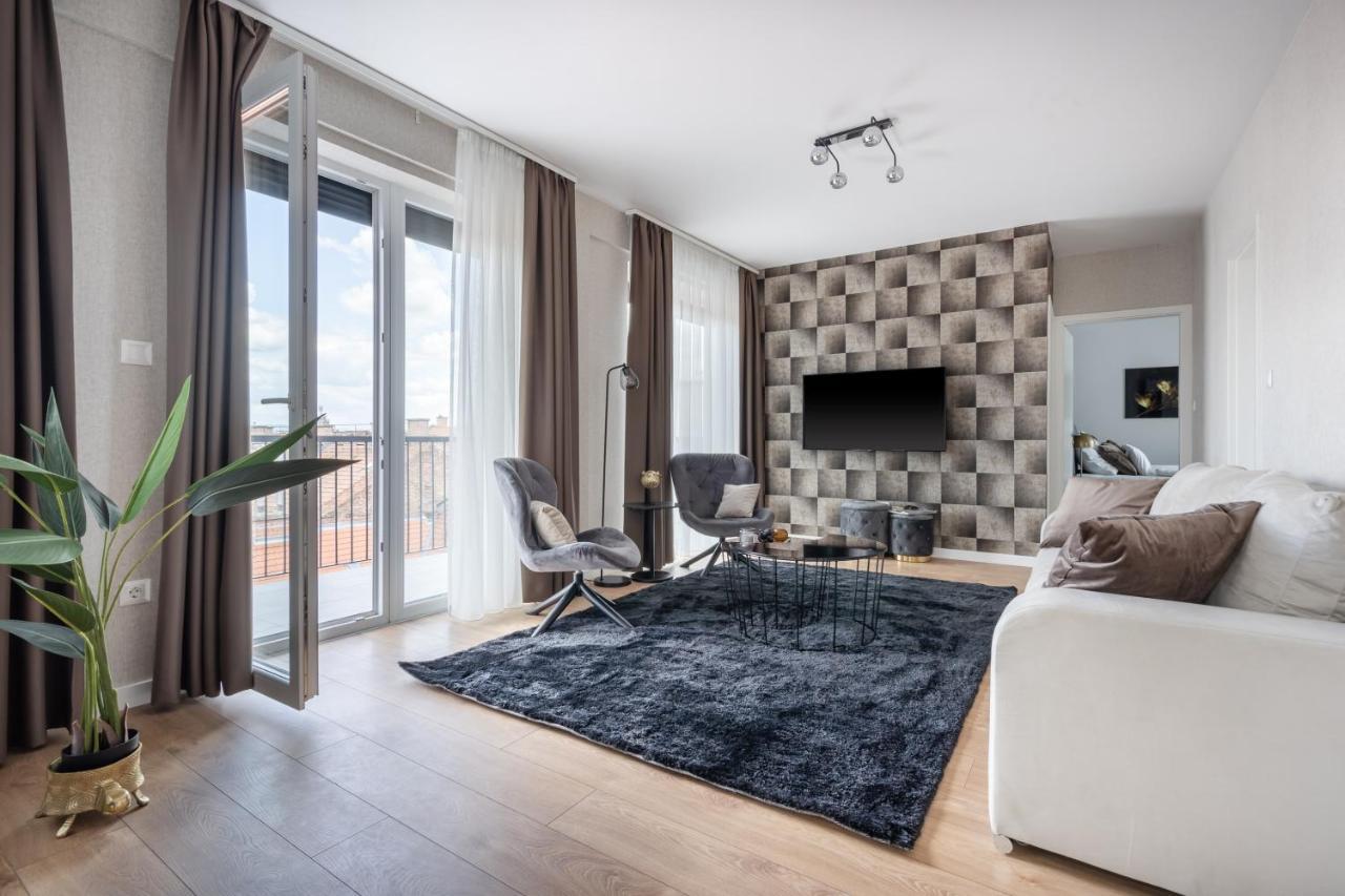Rose Garden Apartments Budapest Room photo